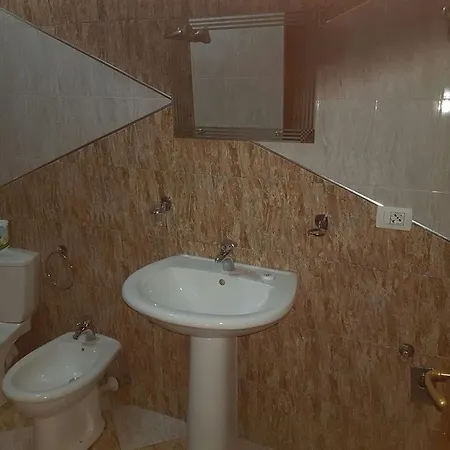 Appartement Sharra Golem (Tirana)