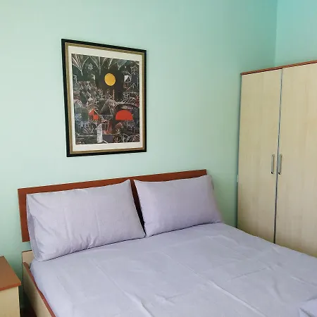 Apartment Sharra *